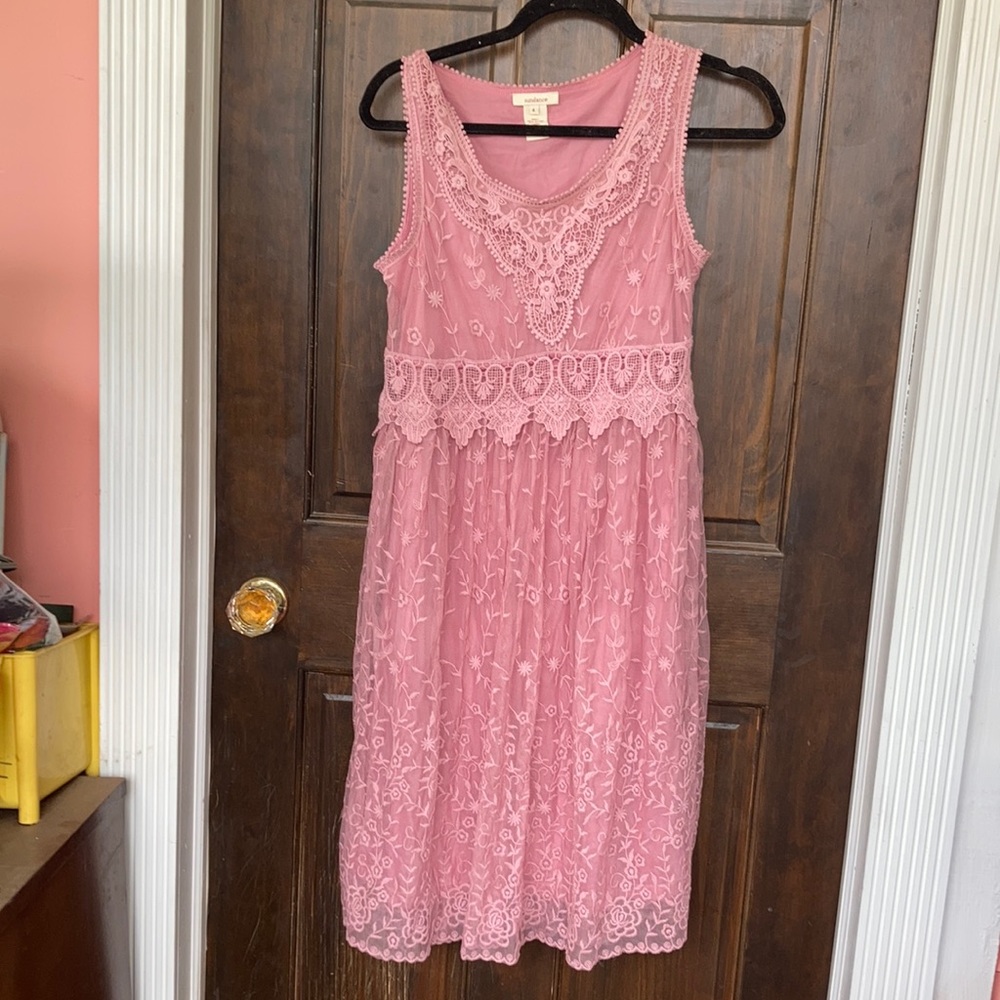 Lilac lace fully -lined dress Sundance Size 4